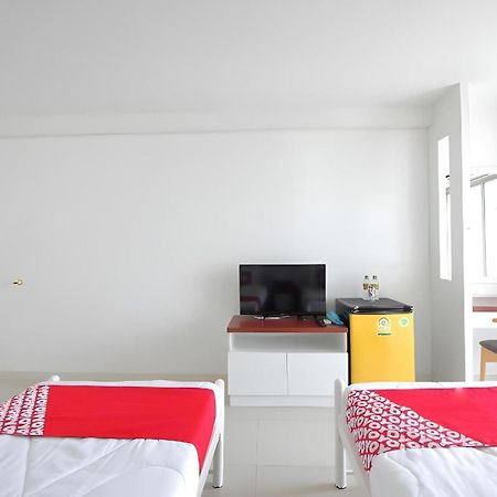 Super Oyo 498 Ladawan Villa بانكوك المظهر الخارجي الصورة