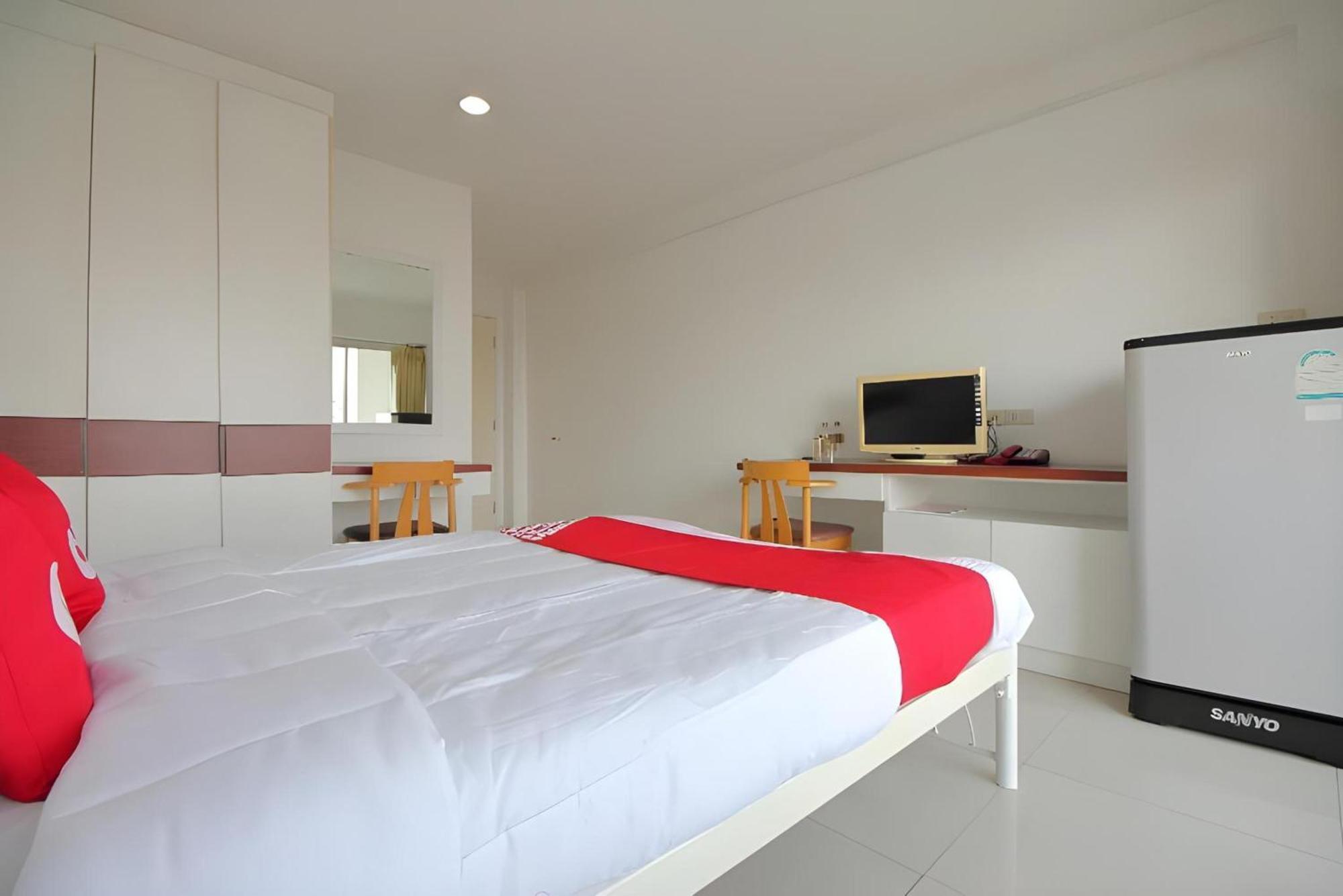 Super Oyo 498 Ladawan Villa بانكوك المظهر الخارجي الصورة