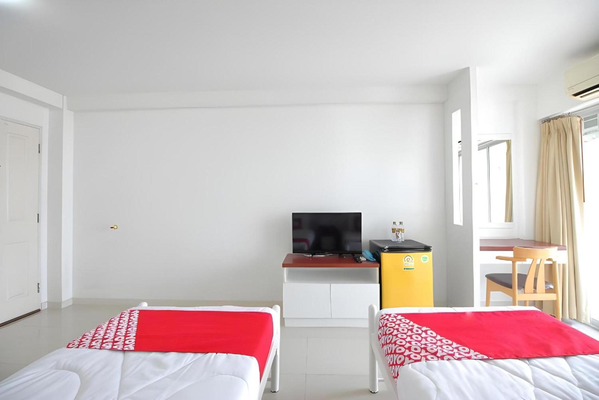 Super Oyo 498 Ladawan Villa بانكوك المظهر الخارجي الصورة