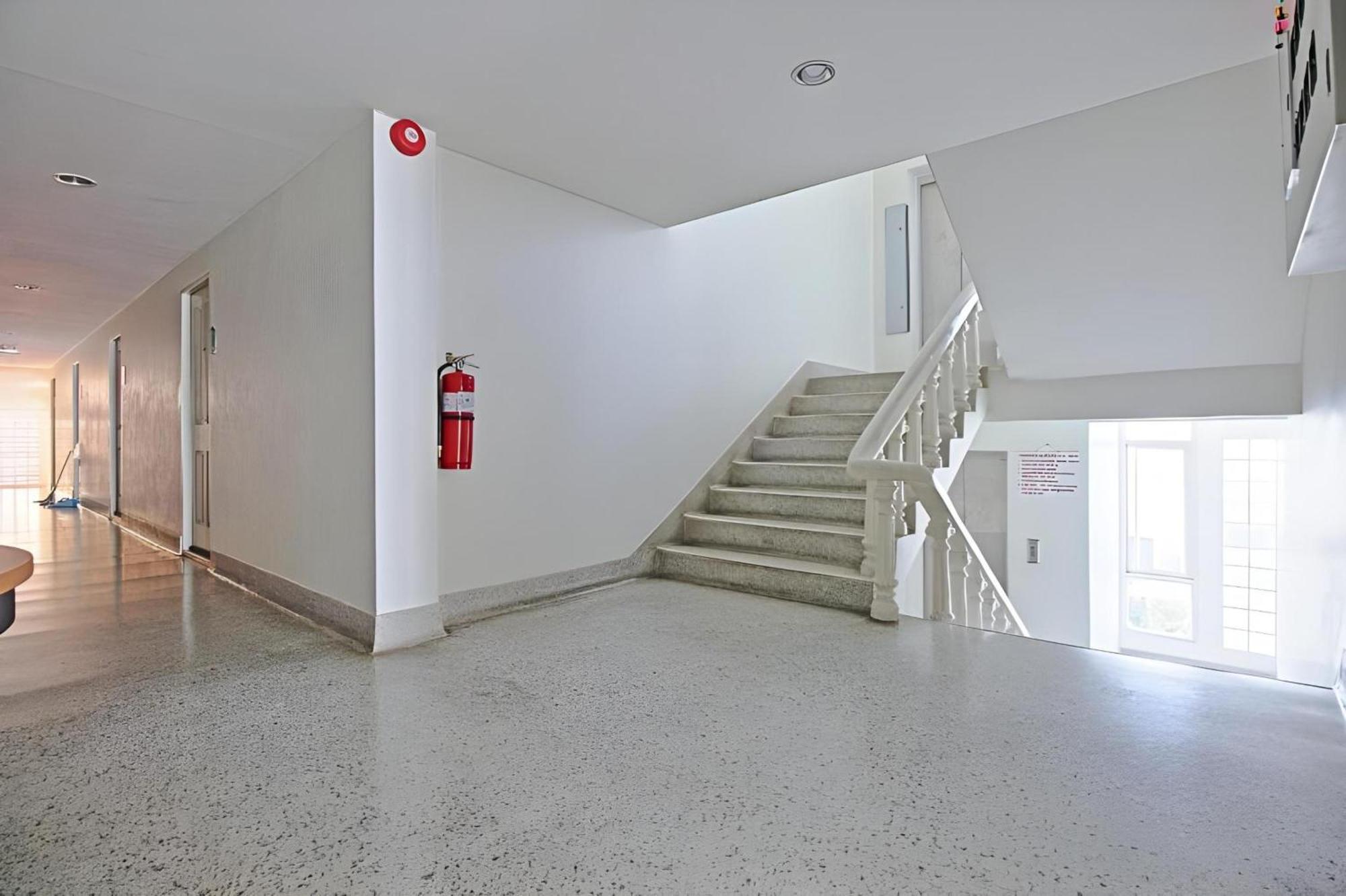Super Oyo 498 Ladawan Villa بانكوك المظهر الخارجي الصورة