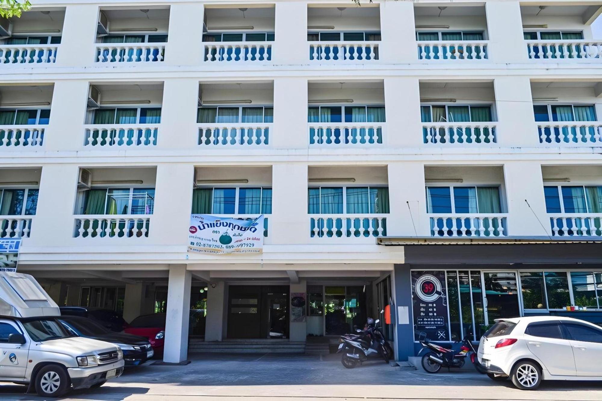 Super Oyo 498 Ladawan Villa بانكوك المظهر الخارجي الصورة